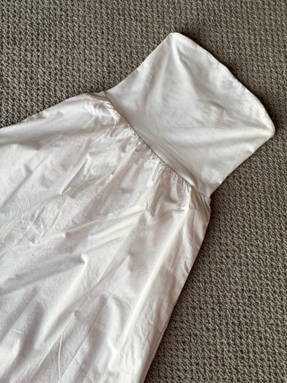 Aritzia Babaton FLUID DRESS White tube Poplin Midi XS - Picture 4 of 4